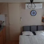 Veni Mobilhaz Kamp *