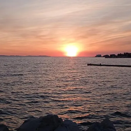 Veni Mobilhaz Κάμπινγκ Privlaka (Zadar)